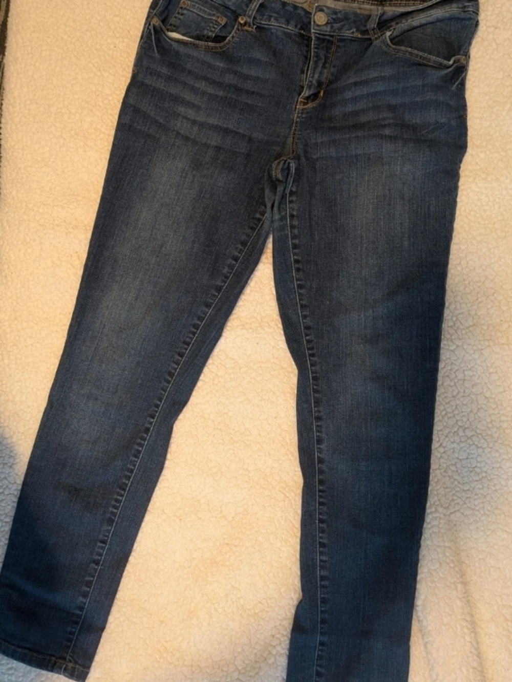 Aeropostale Women's Dark Blue Skinny Jeans
